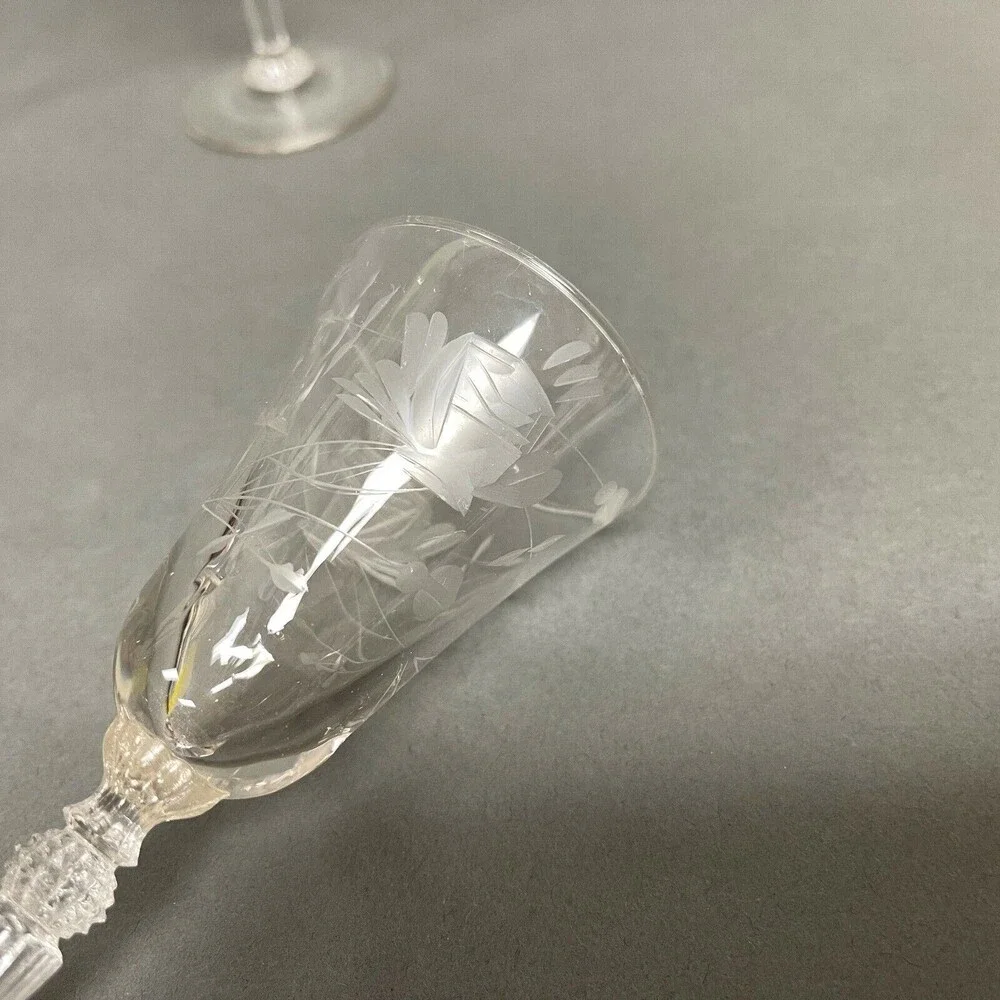 Vintage Wine Glasses‎ Clear Glass Etched Roses Flowers Floral 5 3/8